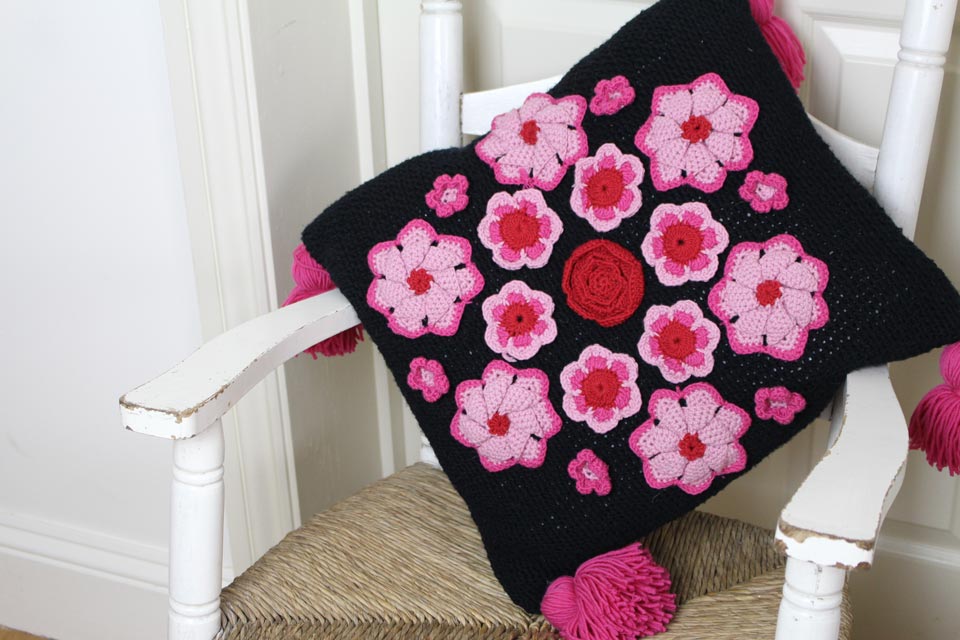 Crochet Rose Mandala Cusion by Sara Huntington
